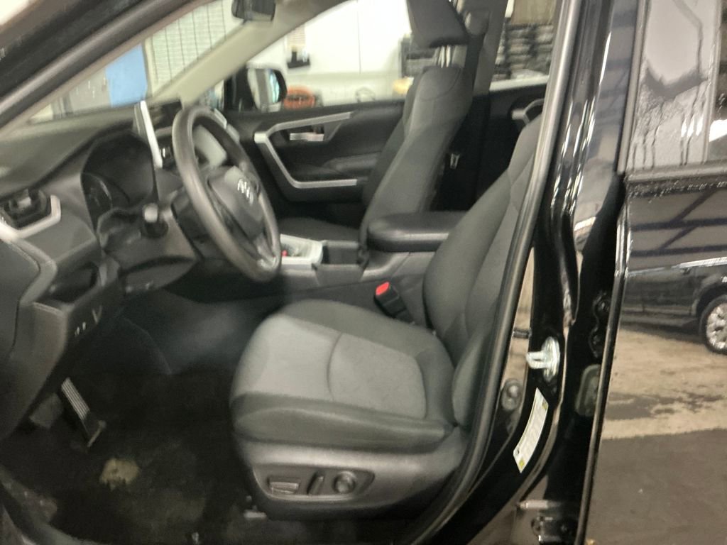 Certified 2025 Toyota RAV4 XLE image 12