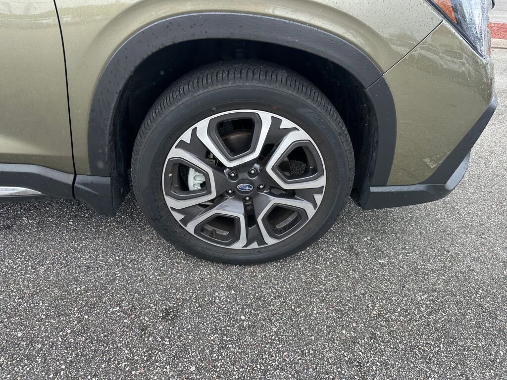 Used 2024 Subaru Ascent Touring w/ Popular Package #2 image 4