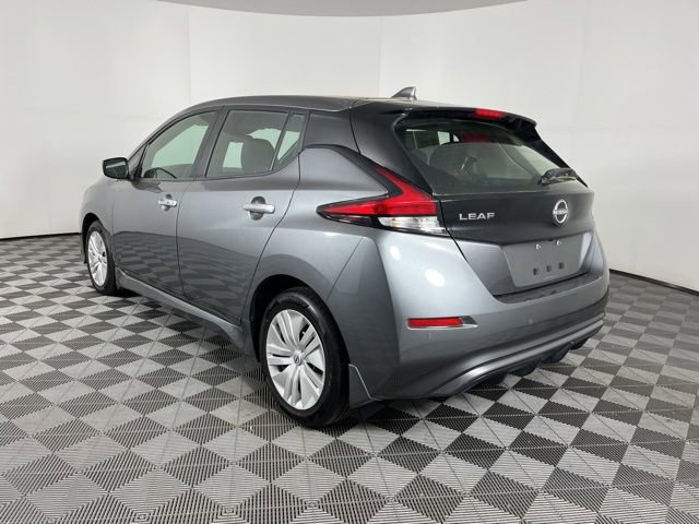 Used 2023 Nissan Leaf S image 7