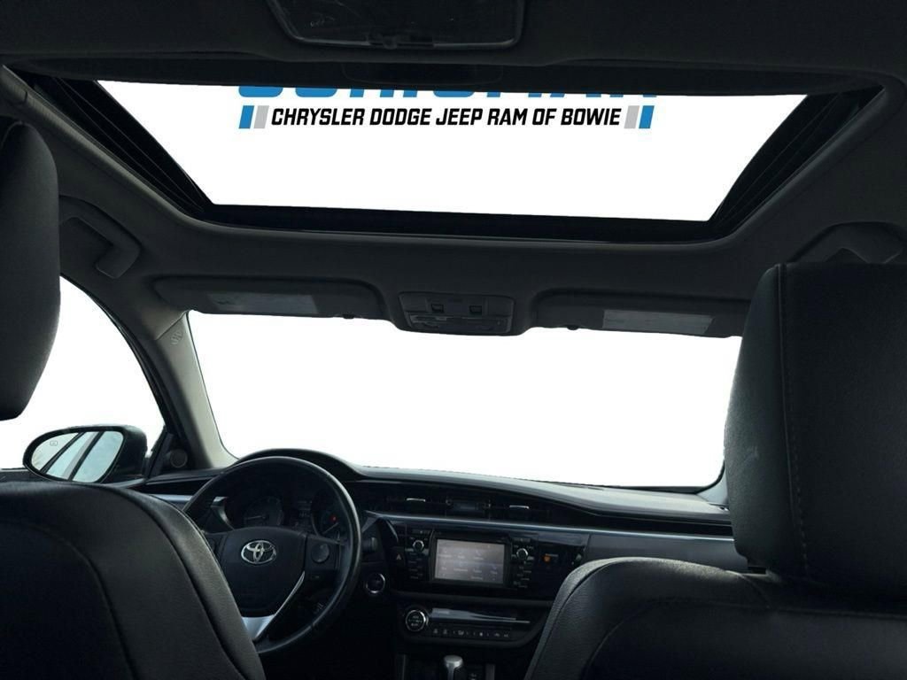 Used 2014 Toyota Corolla S Premium w/ Driver Convenience Package image 28