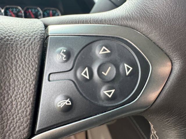 Used 2015 Chevrolet Suburban LTZ image 8