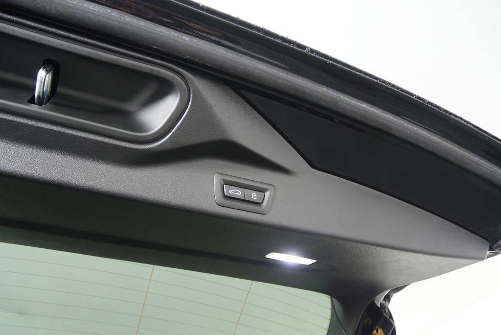 Certified 2025 BMW X5 xDrive40i w/ Premium Package image 18