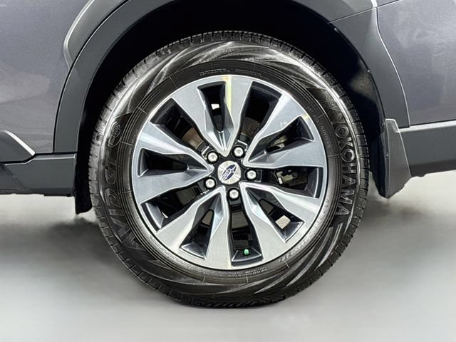 Certified 2025 Subaru Outback Touring w/ Popular Package #2 AWD/4WD image 35