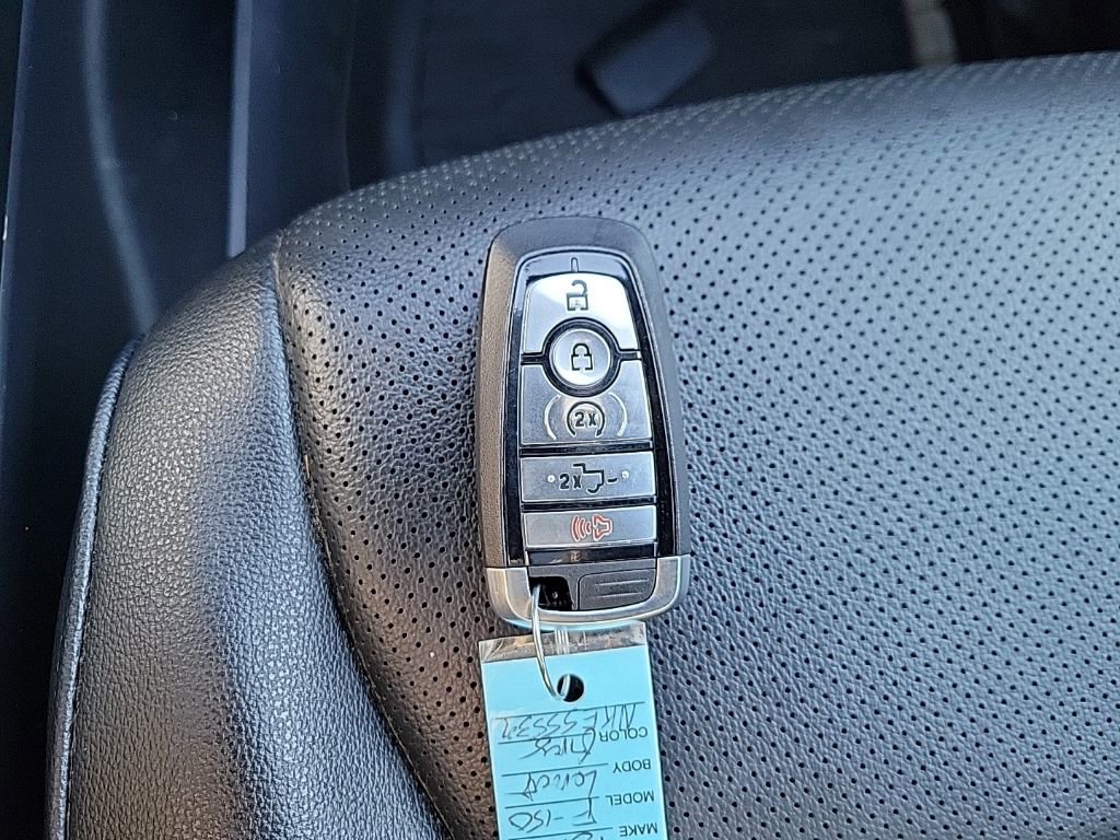 Used 2022 Ford F150 Lariat w/ Equipment Group 502A High image 27