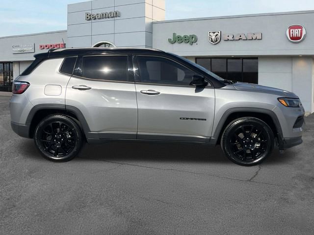 Used 2022 Jeep Compass Latitude image 8