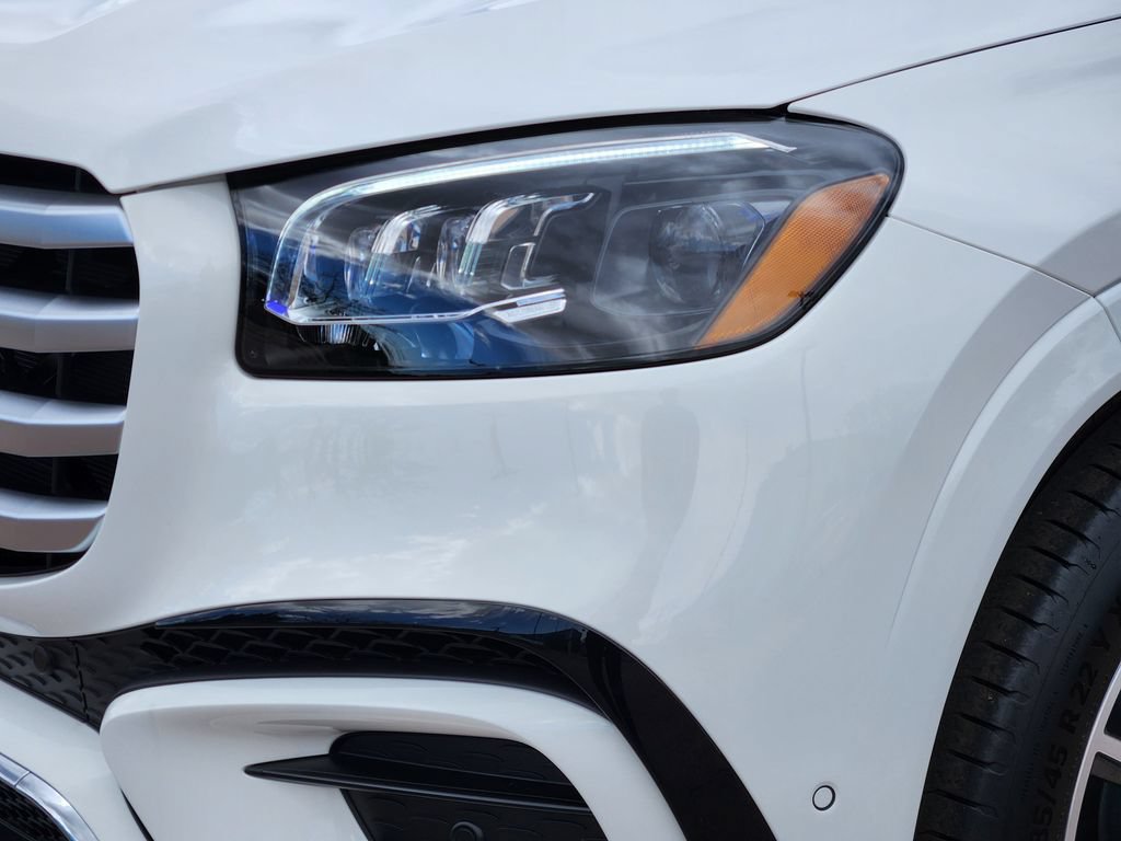 New 2026 Mercedes-Benz GLS 580 4MATIC image 8