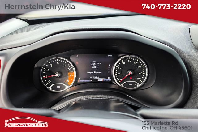 Used 2017 Jeep Renegade Trailhawk w/ Premium Trailhawk Package AWD/4WD image 17