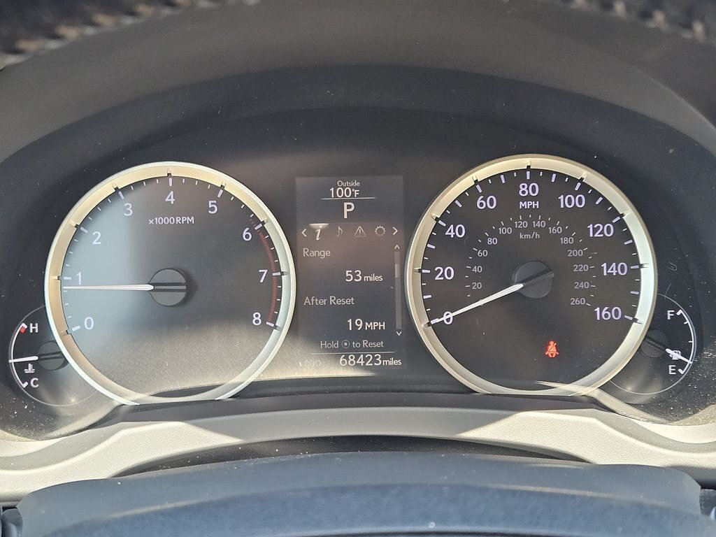 Used 2016 Lexus IS 200t RWD image 11