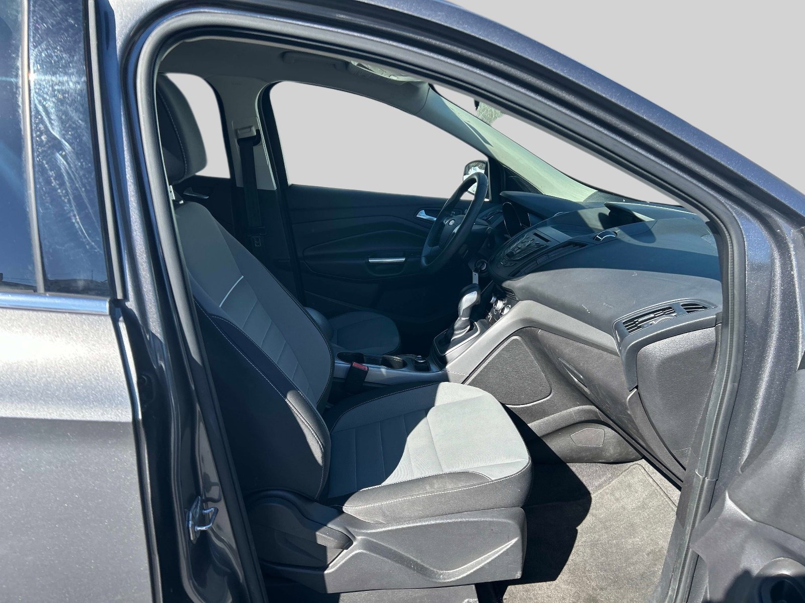 Used 2013 Ford Escape SE image 16