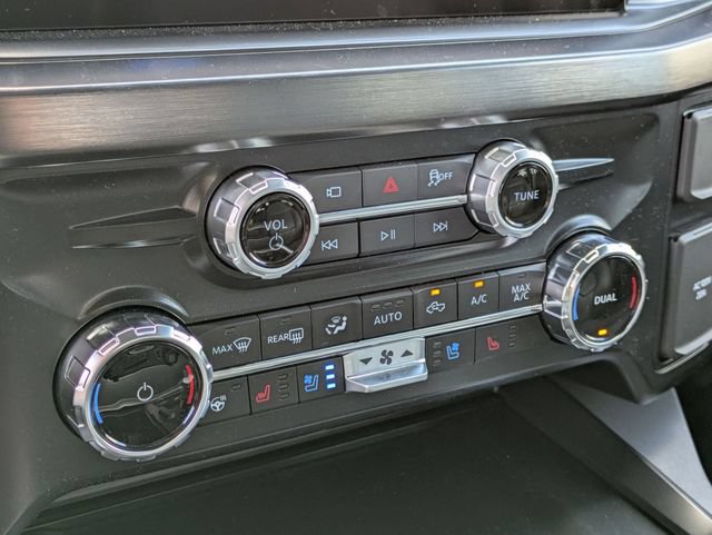 New 2025 Ford F250 Lariat w/ Lariat Ultimate Package image 24