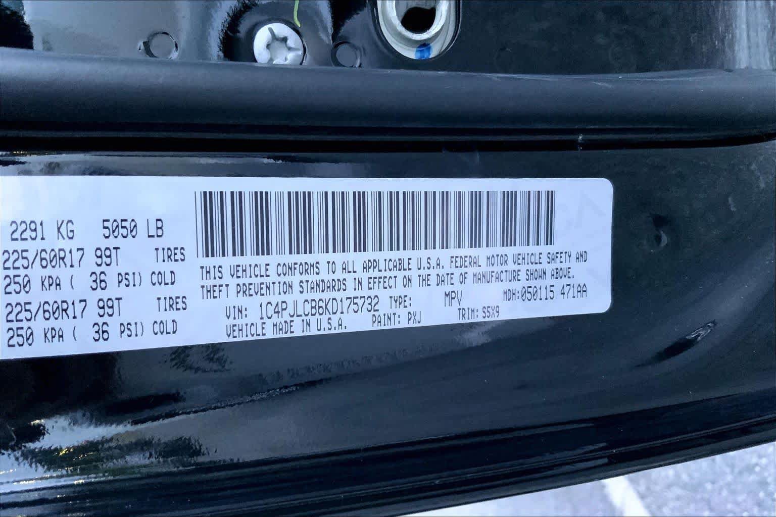 Used 2019 Jeep Cherokee Latitude w/ Popular Appearance Group FWD image 31