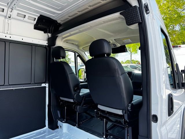 Used 2026 RAM ProMaster 2500 w/ Convenience Group FWD image 17