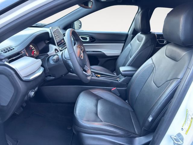 Used 2023 Jeep Compass Limited AWD/4WD image 9