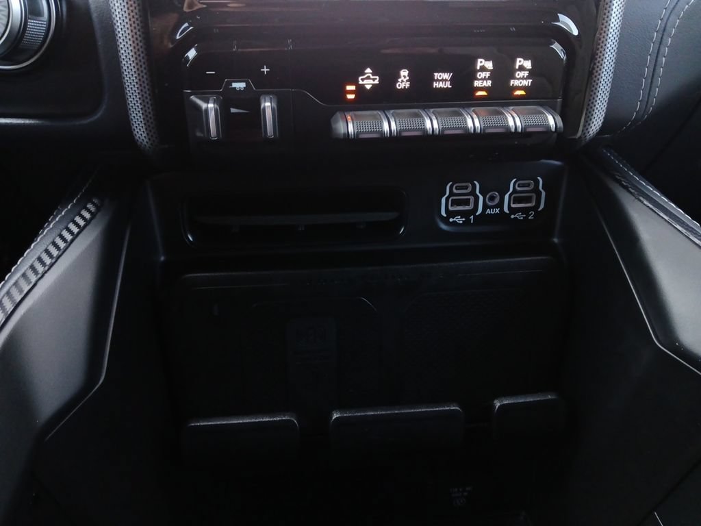 Used 2024 RAM 1500 Limited AWD/4WD image 10