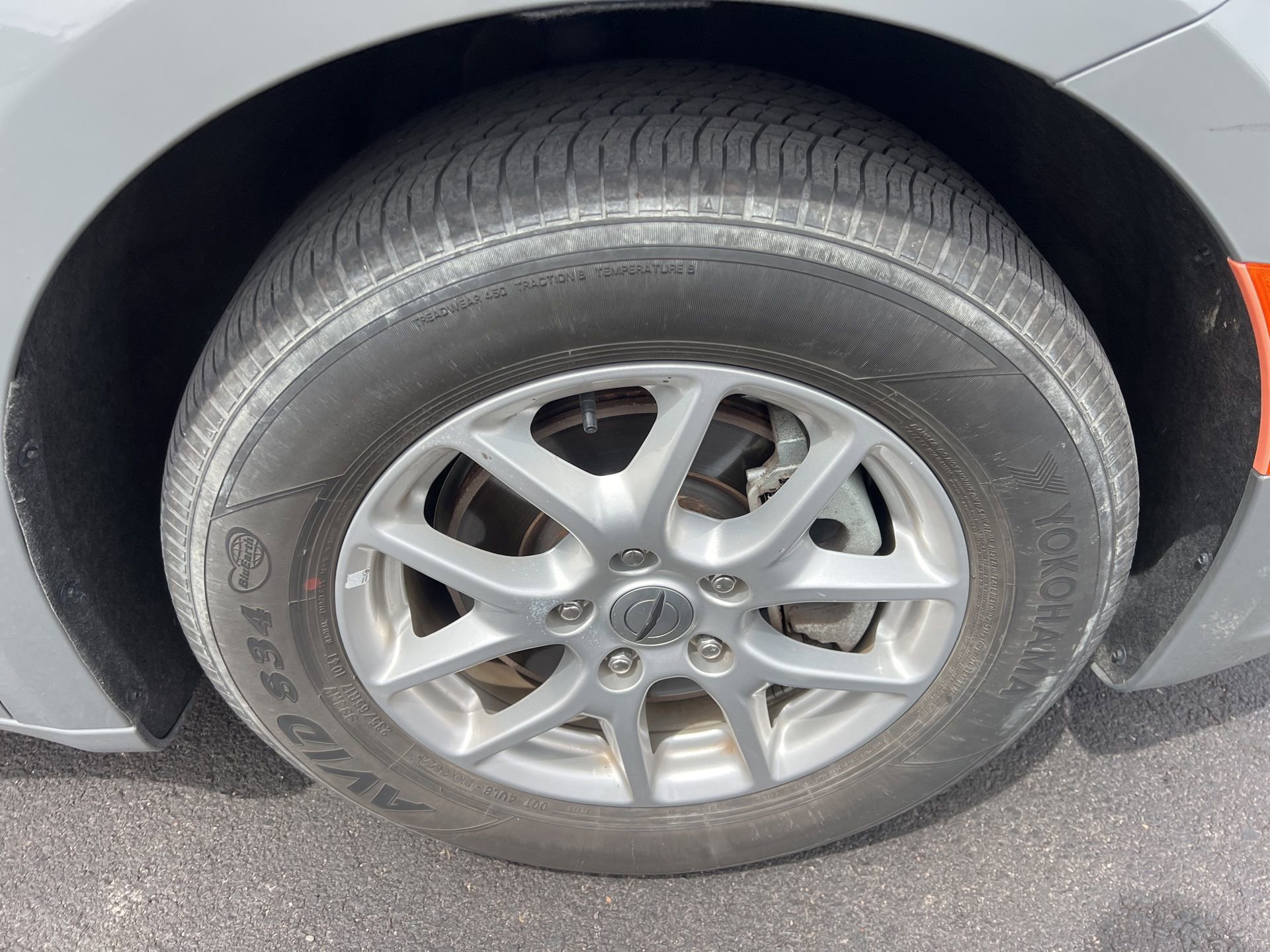Used 2023 Chrysler Pacifica Touring-L FWD image 13