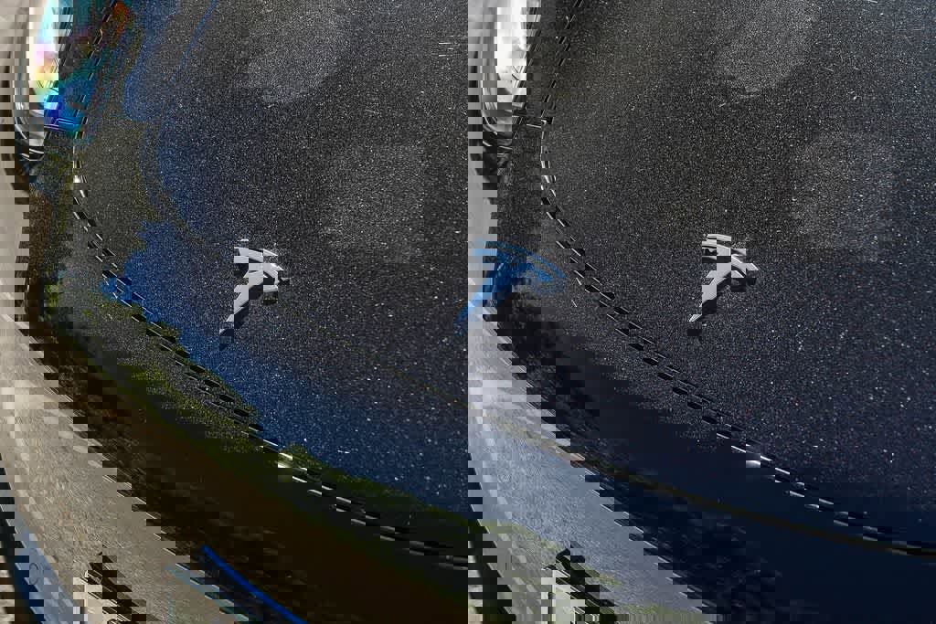 Used 2019 Tesla Model 3 Standard Range image 9