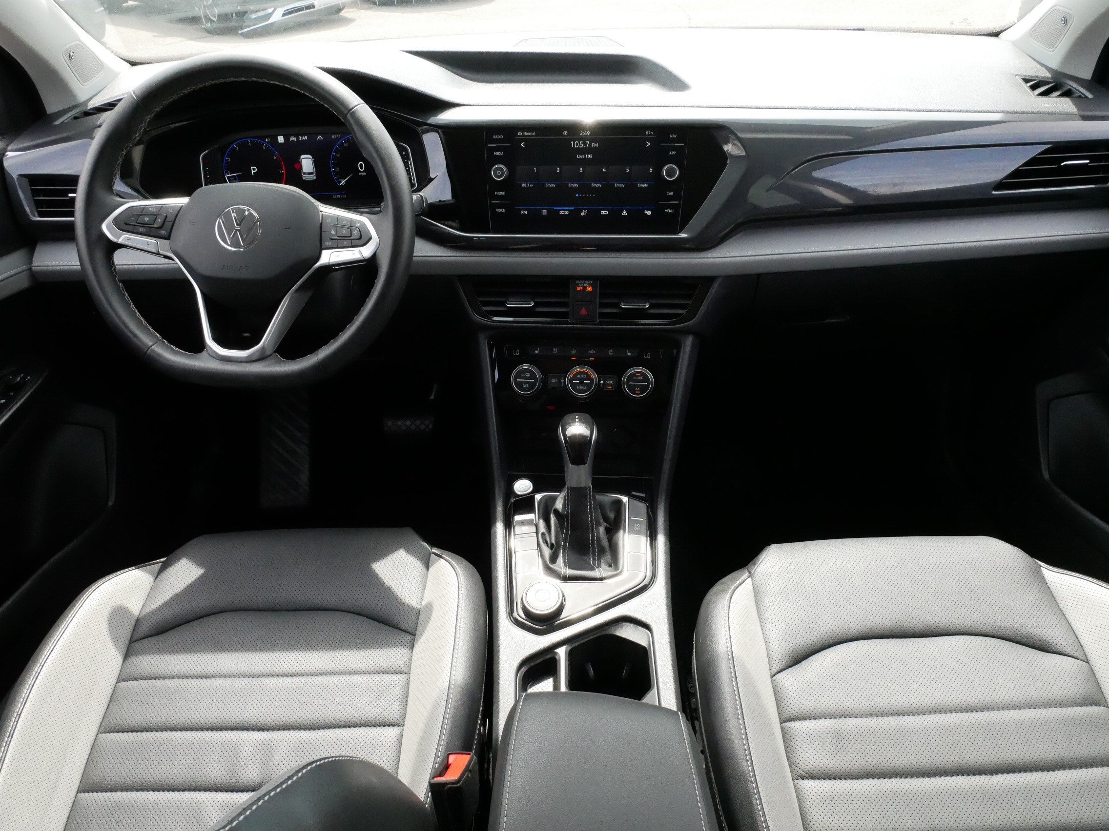 Certified 2023 Volkswagen Taos SEL AWD/4WD image 10