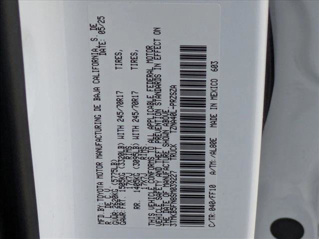 Certified 2025 Toyota Tacoma SR5 image 25