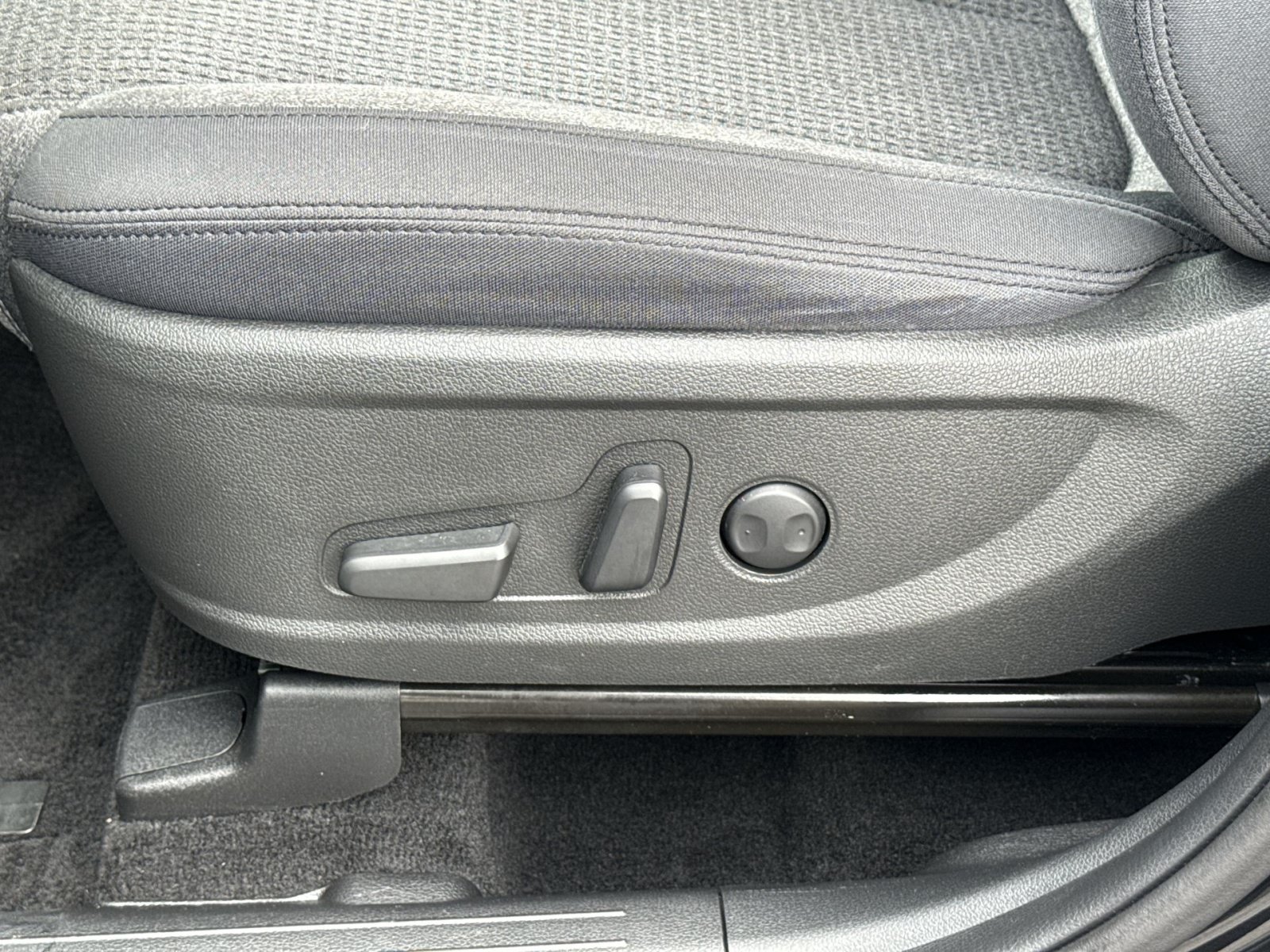 Certified 2023 Hyundai Santa Fe SEL AWD/4WD image 14