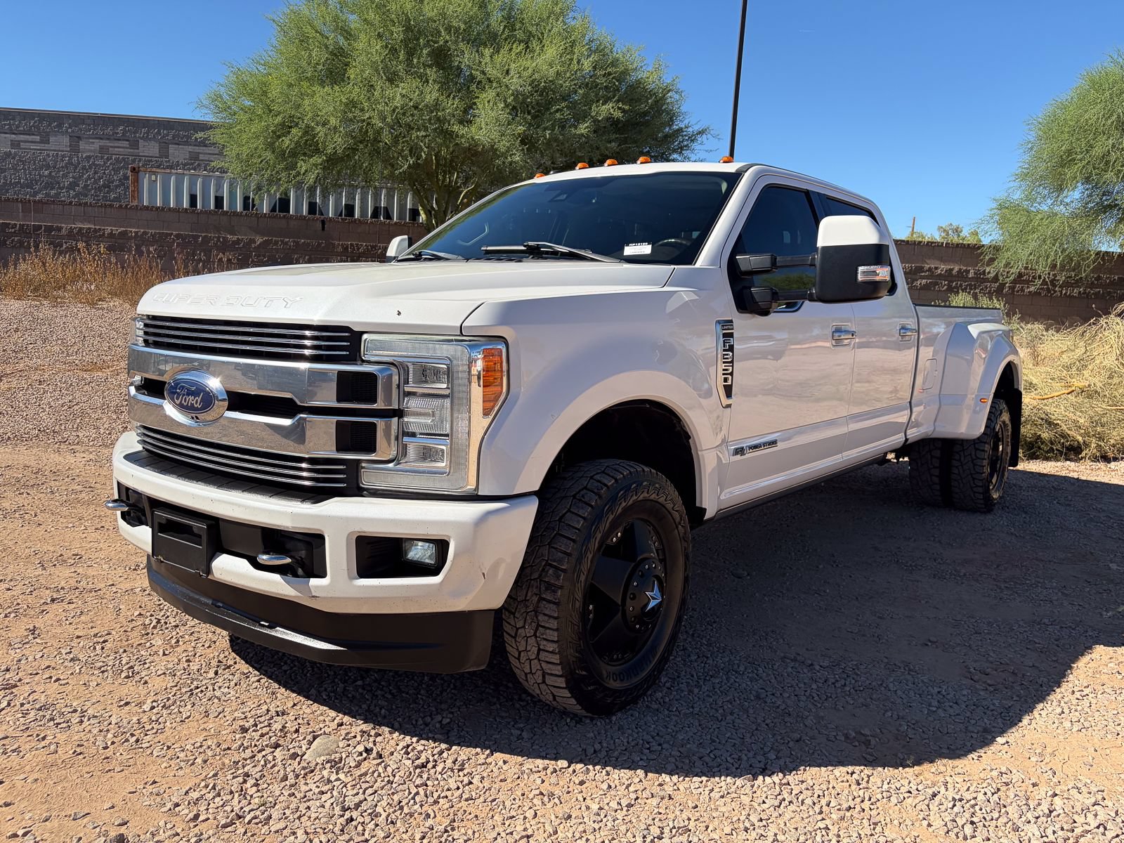 Used 2018 Ford F350 Limited AWD/4WD image 10