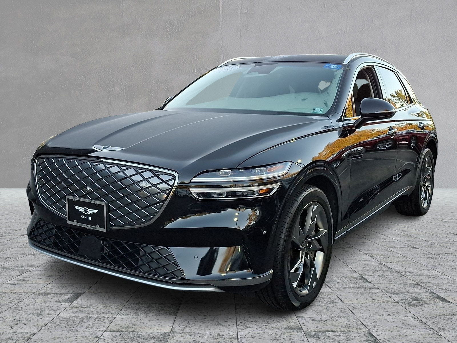 Certified 2023 Genesis Electrified GV70 AWD/4WD image 3