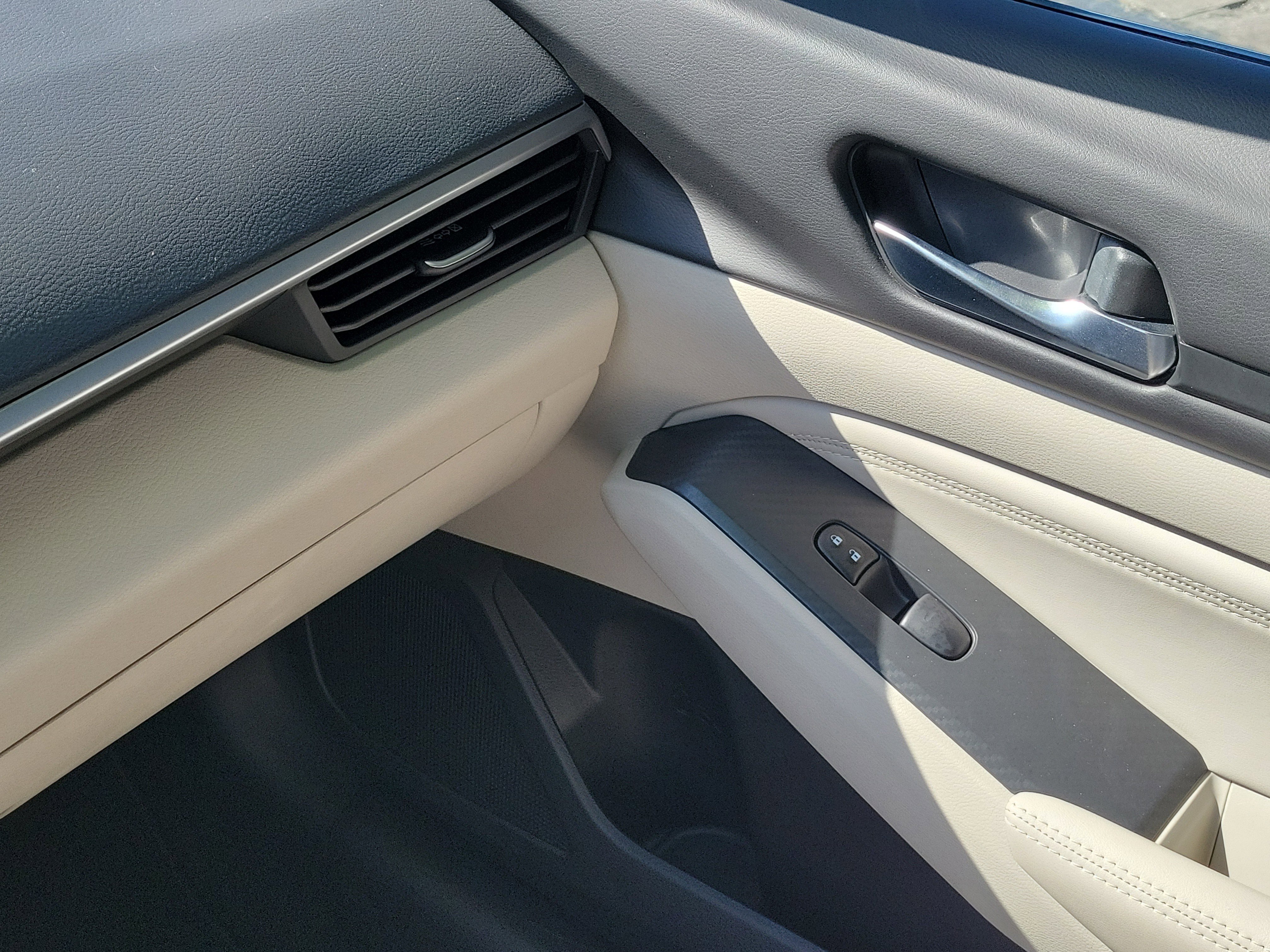 Used 2020 Nissan Altima 2.5 S FWD image 30