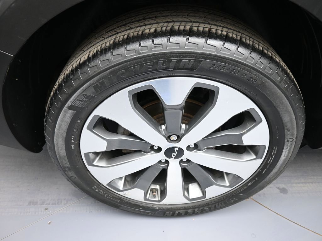 Certified 2022 Kia Telluride EX w/ EX Premium Package image 12