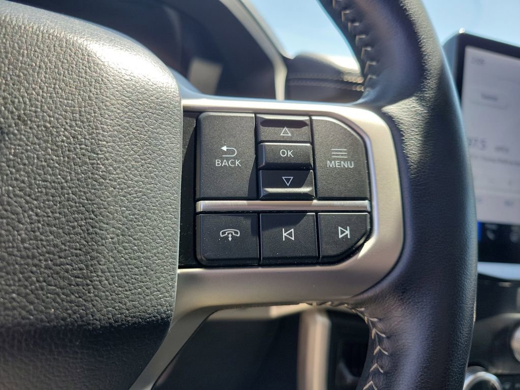 Used 2024 Ford Expedition XLT image 21