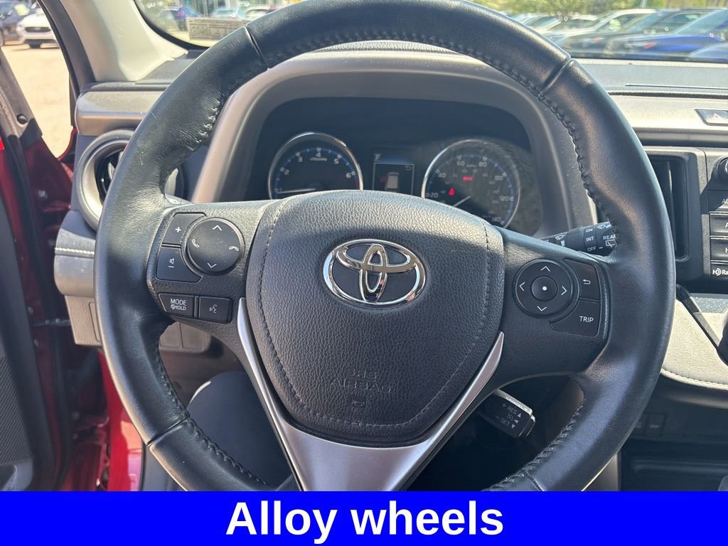 Used 2016 Toyota RAV4 XLE AWD/4WD image 15