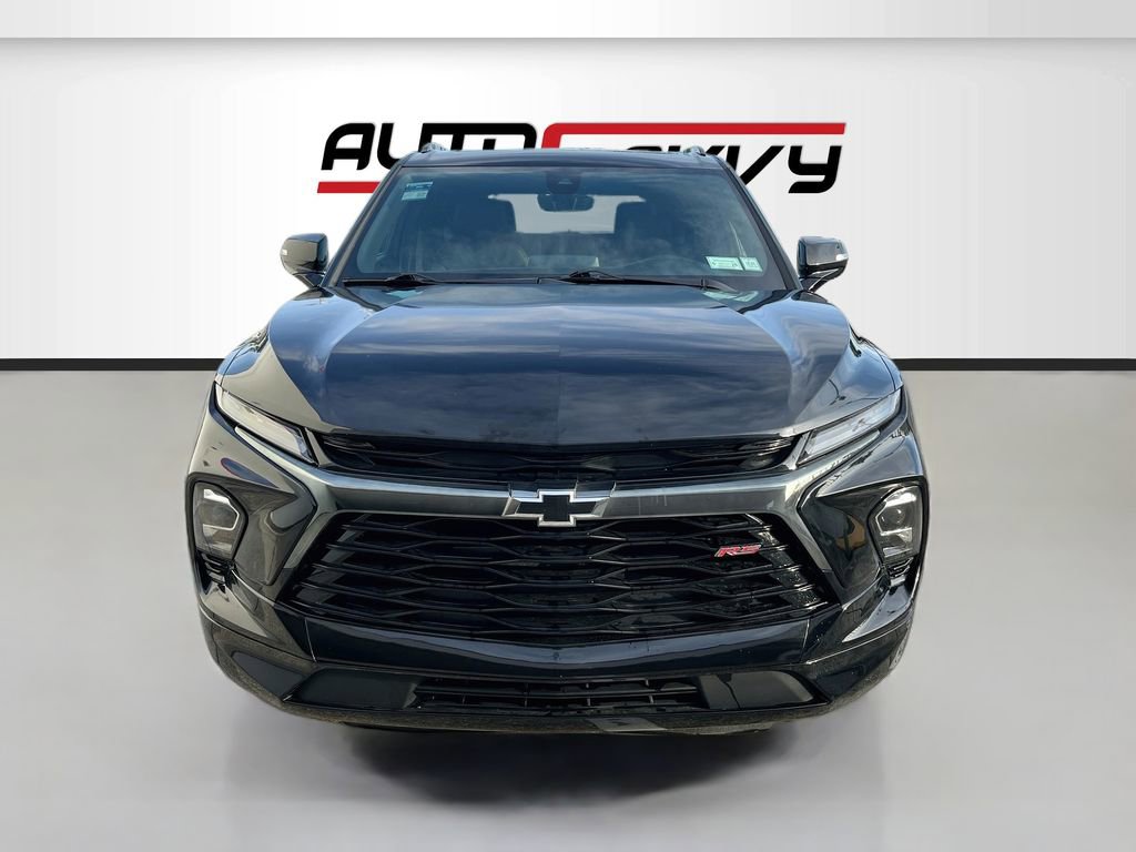Used 2024 Chevrolet Blazer RS w/ Driver Confidence II Package AWD/4WD image 2