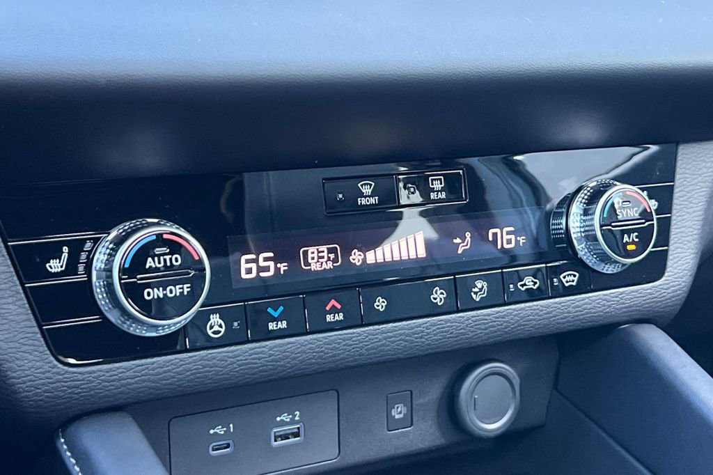 New 2025 Mitsubishi Outlander SEL Black Edition image 23