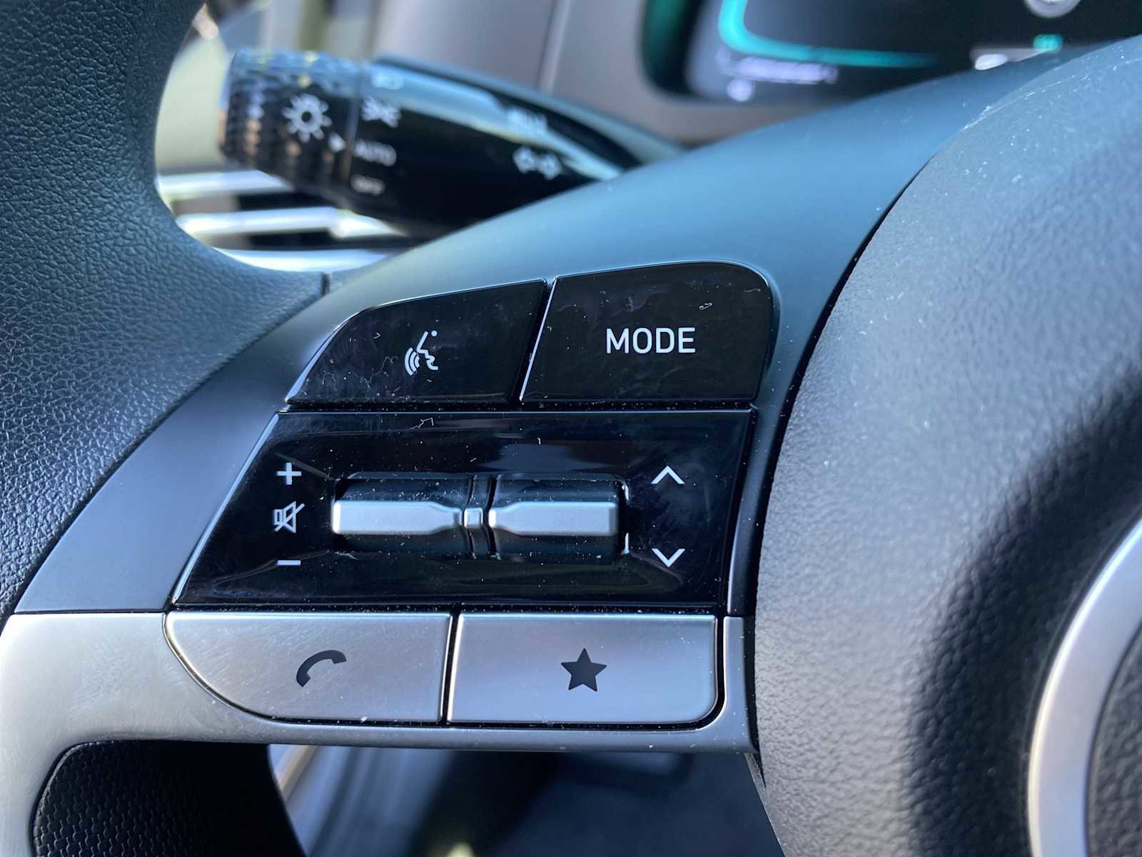 Certified 2025 Hyundai Elantra Blue image 20