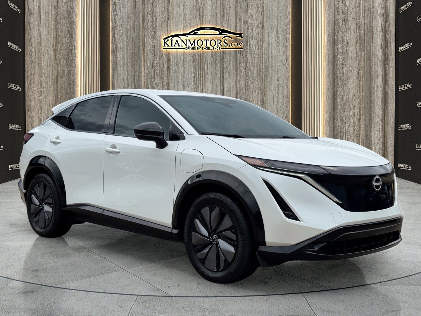 Used 2025 Nissan Ariya FWD