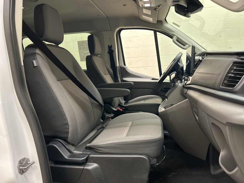 Used 2024 Ford Transit 350 XLT image 8