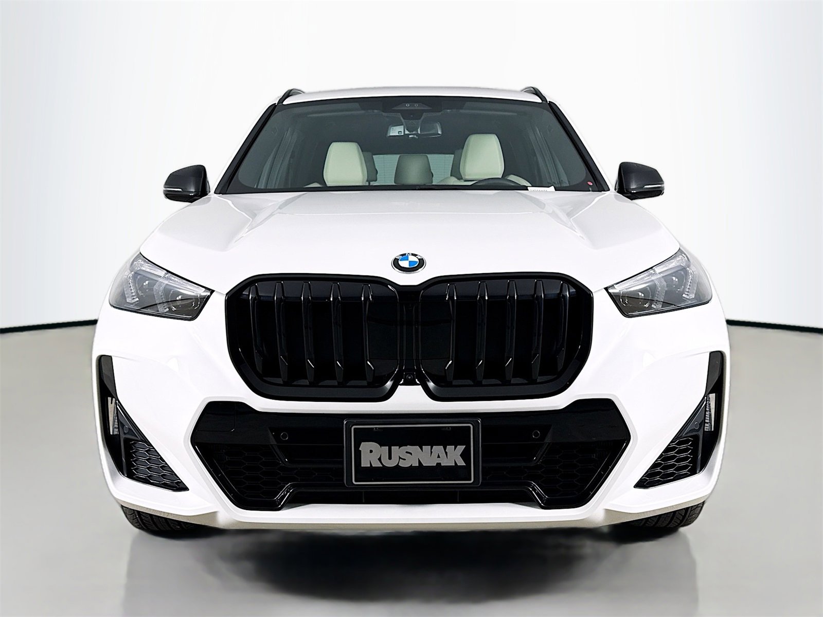 Used 2025 BMW X1 xDrive28i w/ Technology Package image 2