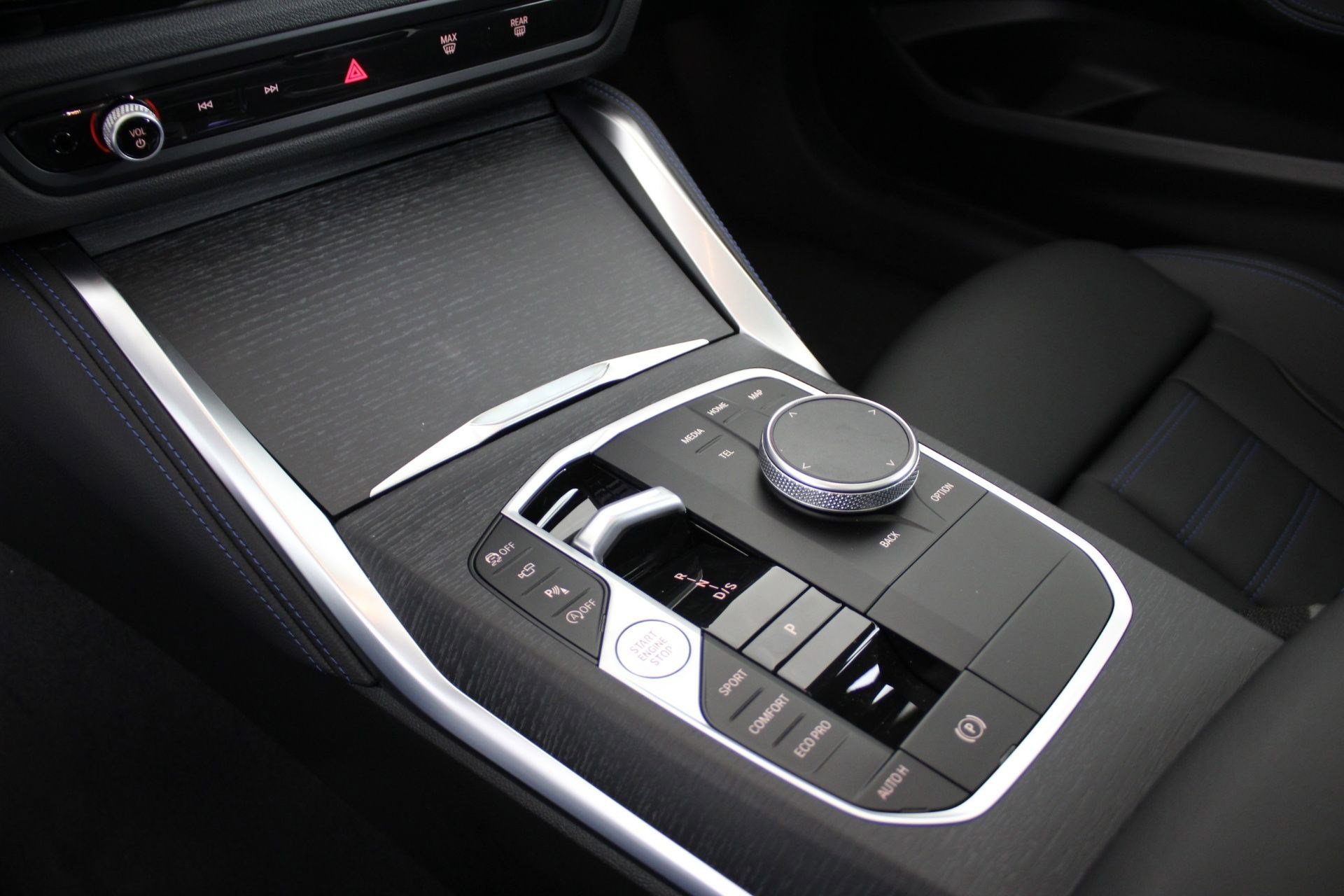 New 2026 BMW 230i Coupe w/ Premium Package RWD image 16