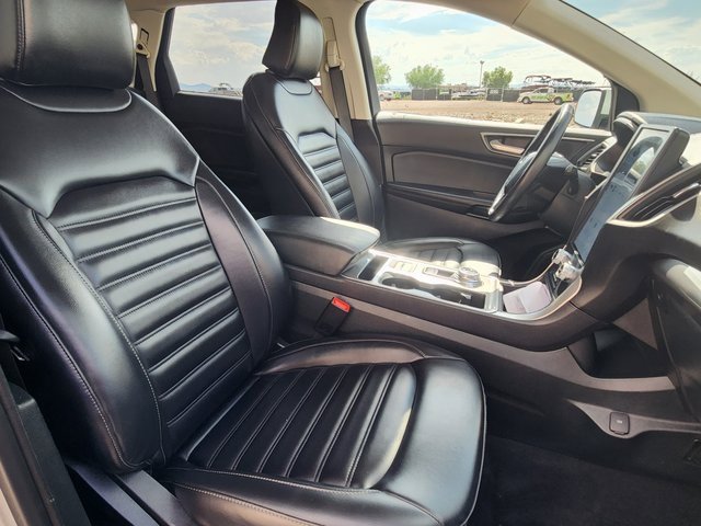 Used 2023 Ford Edge SEL image 21