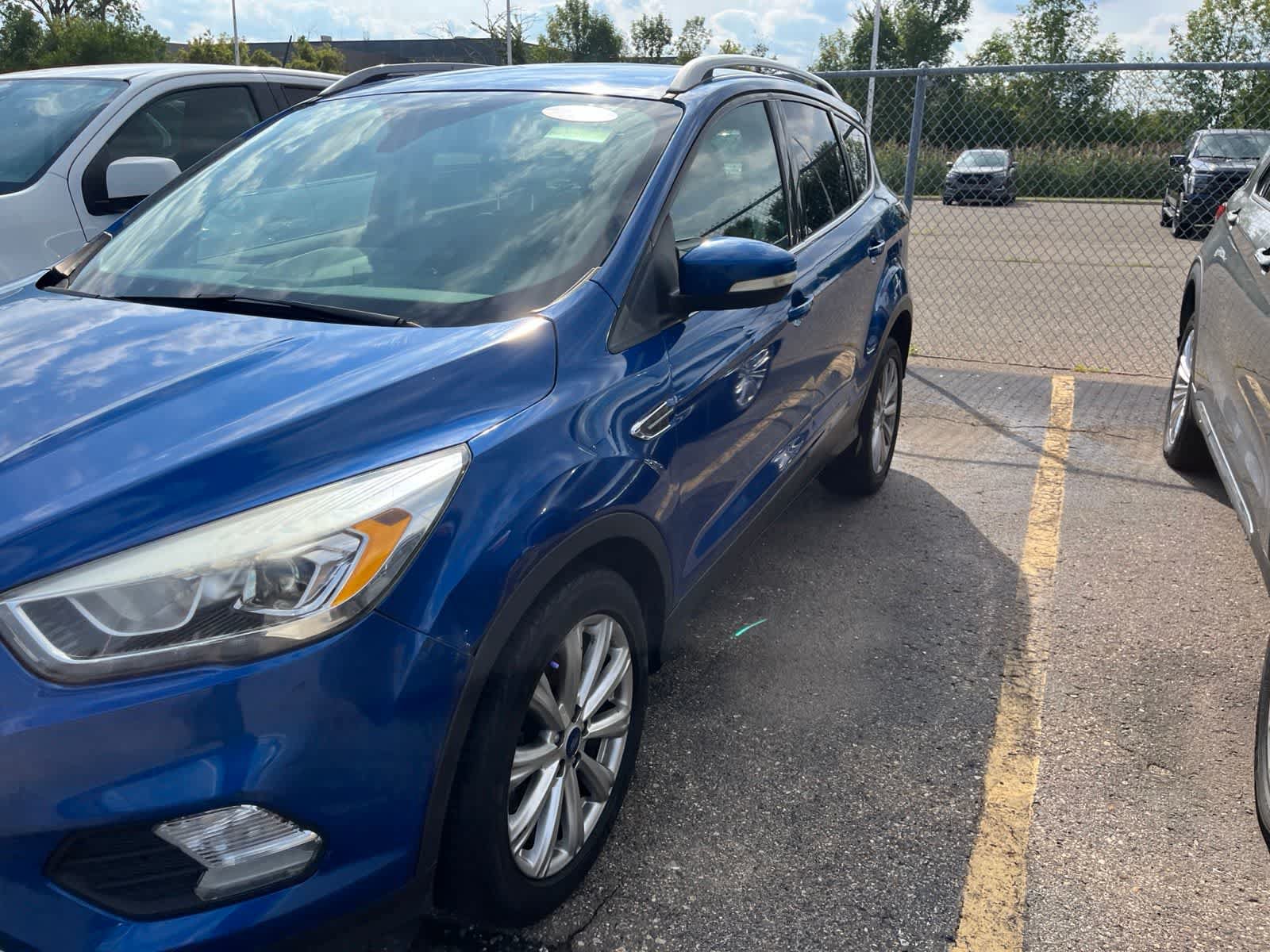 Used 2017 Ford Escape Titanium FWD image 6