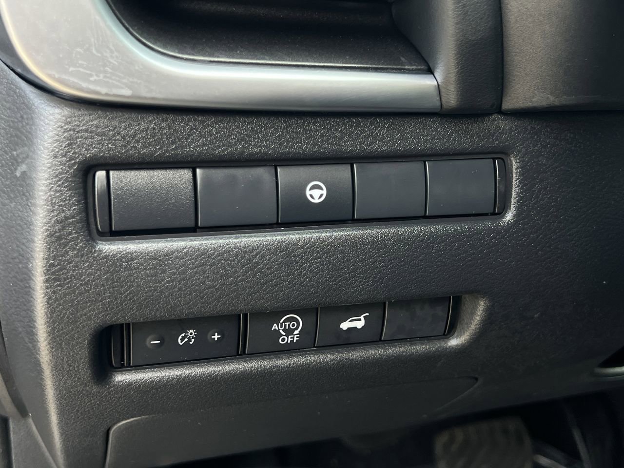 Certified 2026 Nissan Rogue SV image 13