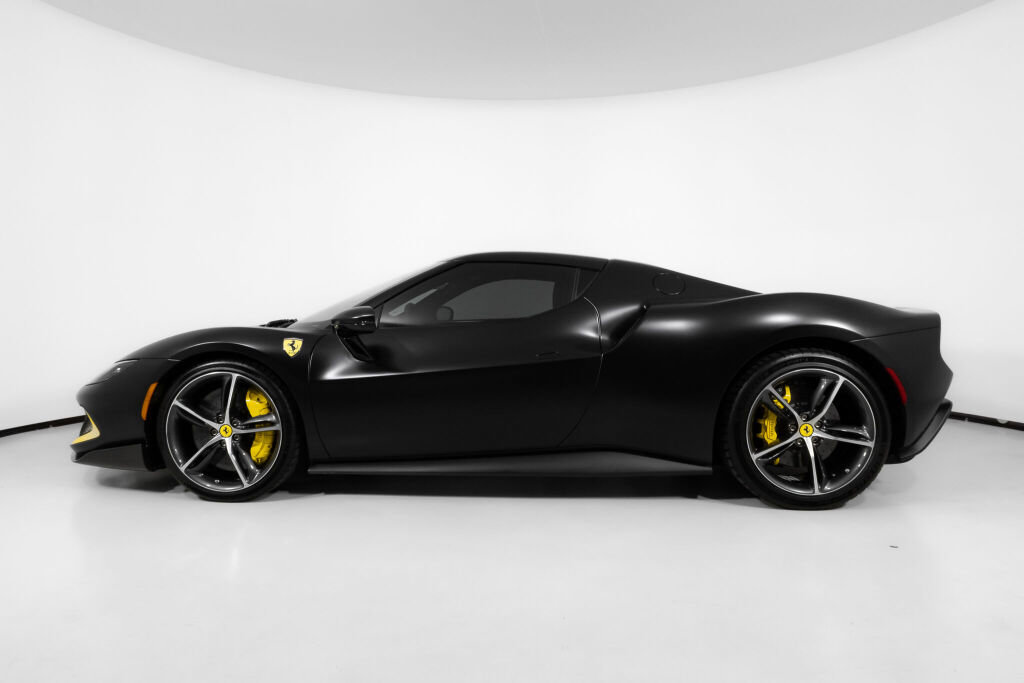 Used 2023 Ferrari 296 GTB image 3