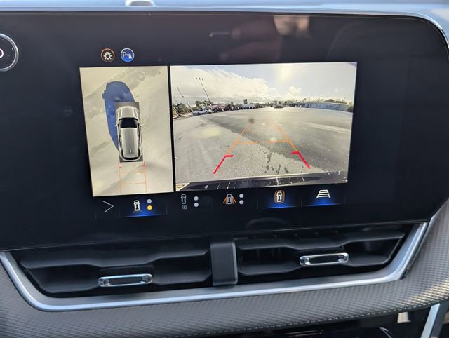 Used 2025 Chevrolet Equinox LT w/ Convenience Package II image 19