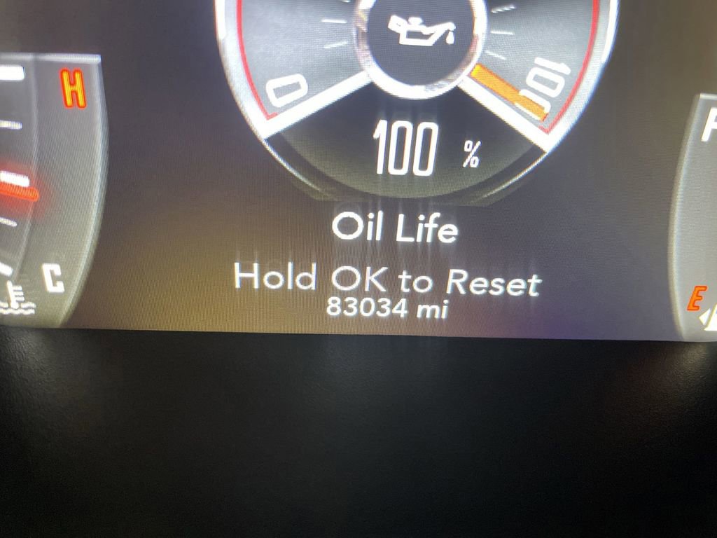 Used 2015 Dodge Challenger SXT Plus image 6