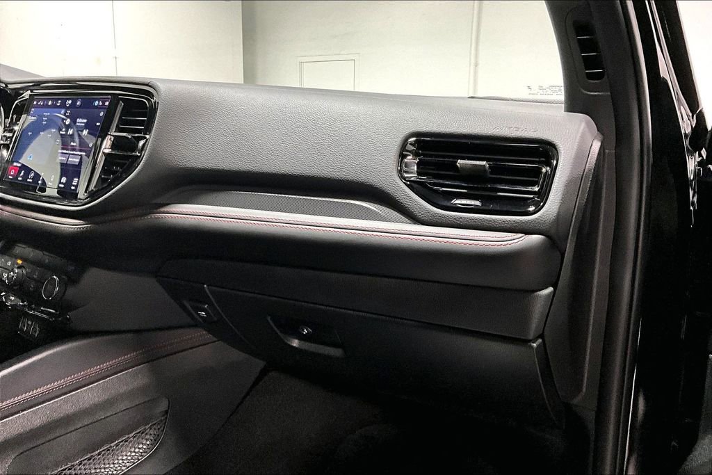 Used 2025 Dodge Durango GT image 19