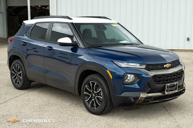 Used 2022 Chevrolet TrailBlazer ACTIV w/ Convenience Package image 3