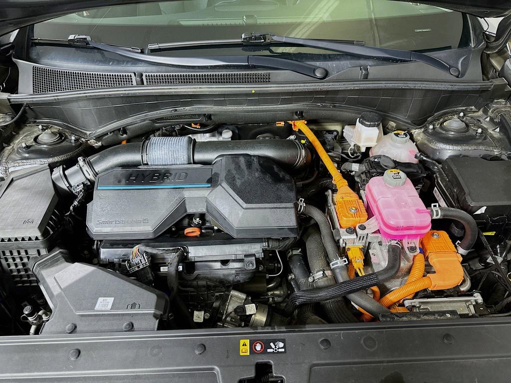 Used 2022 Hyundai Santa Fe Limited image 9