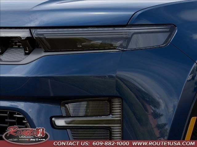 New 2026 Jeep Grand Wagoneer L Summit w/ Premium Group III AWD/4WD image 11