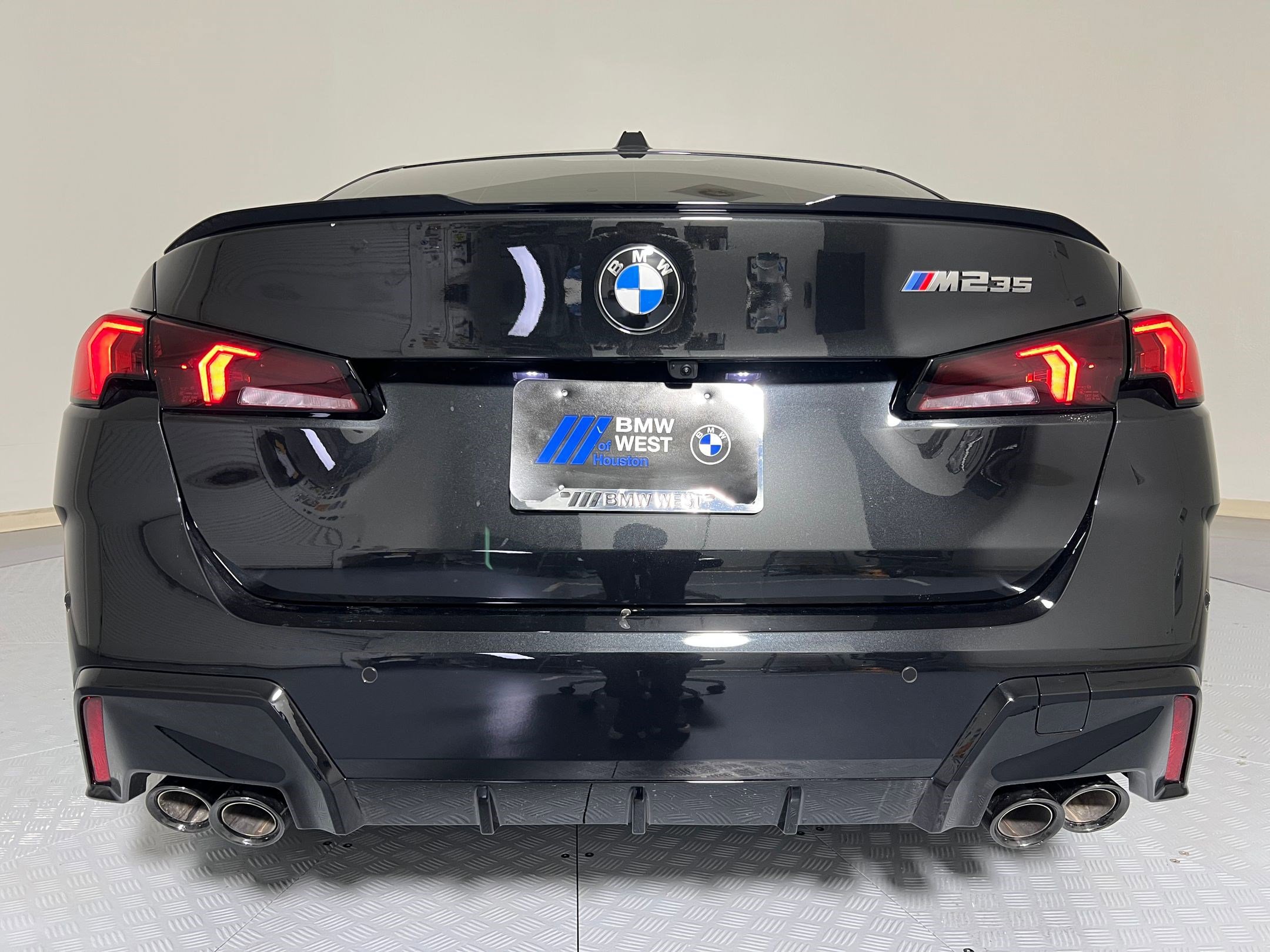 Used 2026 BMW M235i xDrive w/ Technology Package image 10