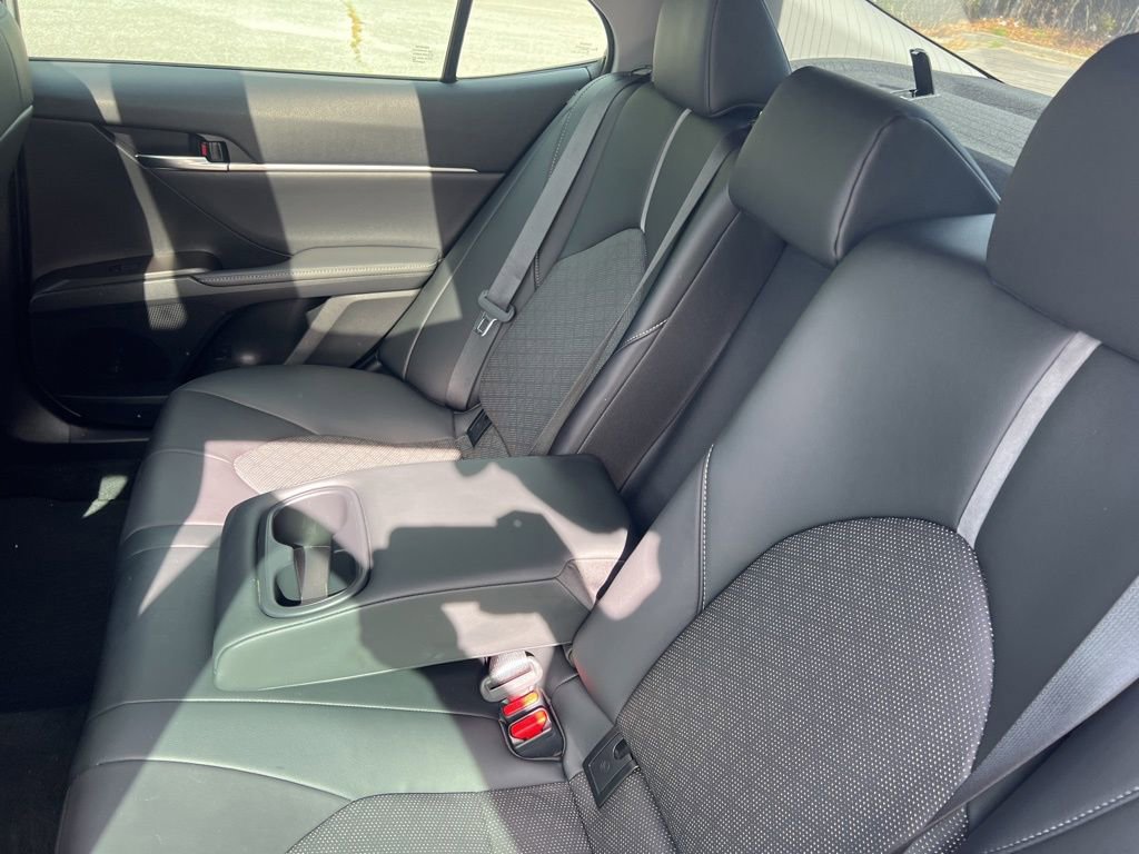 Used 2023 Toyota Camry XSE FWD image 16