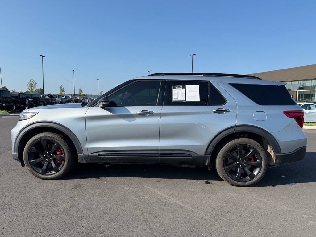 Used 2020 Ford Explorer ST w/ ST Street Pack AWD/4WD image 8