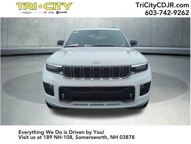 New 2025 Jeep Grand Cherokee L Overland w/ Luxury Tech Group IV image 5